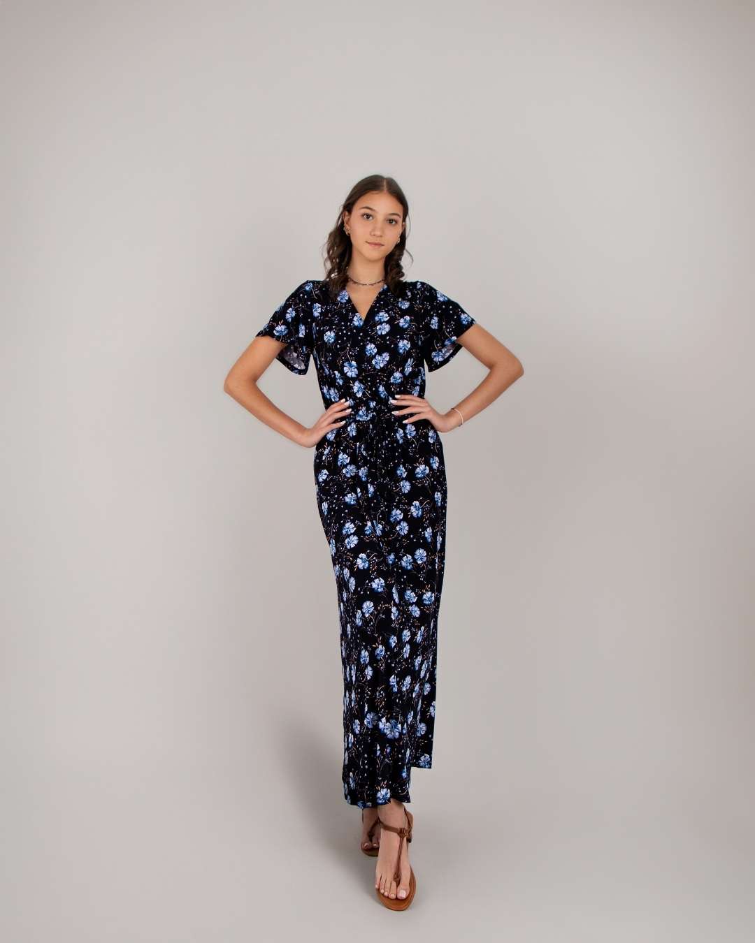 Vestido Largo, Mangas de Ajuste Suelto y Nudo en la Cintura y Ajuste Suelto.