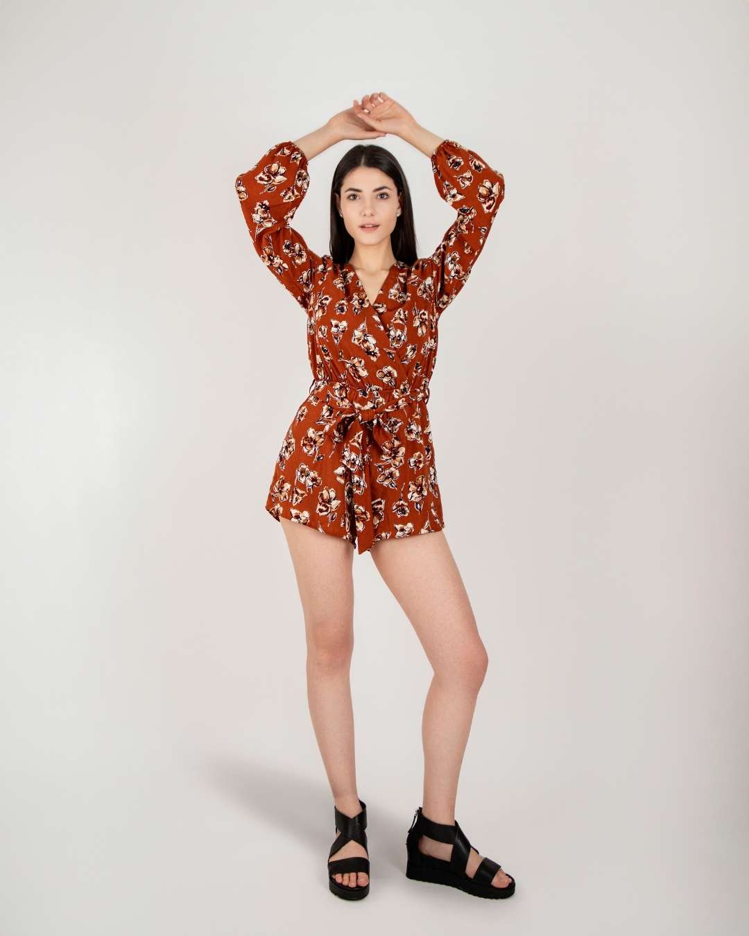 Romper Manga Larga Acabada en Elástico, Varios Colores Sólidos.